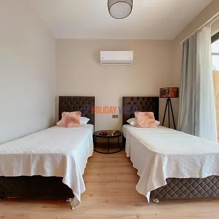 Vilă Inhouse *